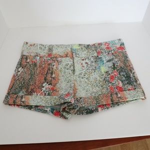 Alice + Olivia cuffed shorts size 10